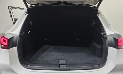 Mercedes-Benz GLA-Class 2021, 23861 км, за 20812.68 USD - фото 20