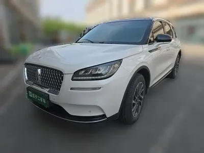 Lincoln Corsair 2022, 90100 км, за 14272.83 USD
