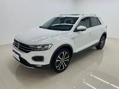 Volkswagen T-Roc · 2022 год