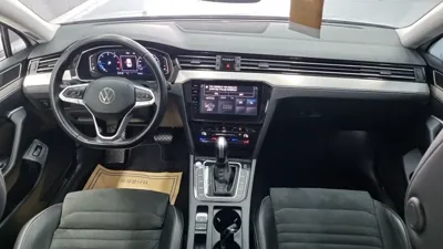 Volkswagen Passat 2021, 89858 км, за 14112.91 USD