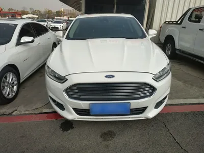 Ford Mondeo 2013, 145100 км, за 6975 USD - фото 3