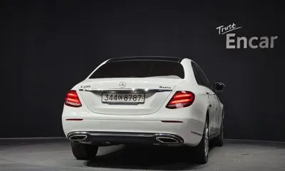 Mercedes-Benz E-Class 2019, 68282 км, за 20416.25 USD