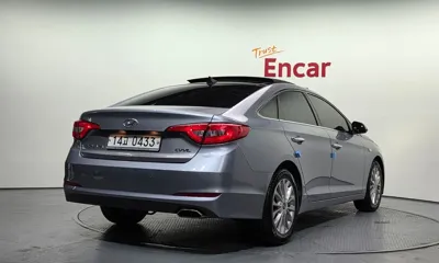 Hyundai Sonata 2017, 107350 км, за 6937.56 USD