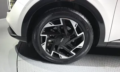 Kia Sportage 2023, 58047 км, за 14977.21 USD