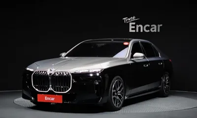 BMW 7-Series · 2026 год