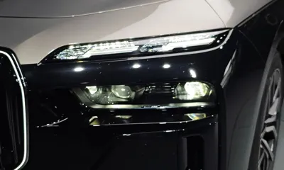 BMW 7-Series 2026, 4075 км, за 91834.06 USD - фото 22