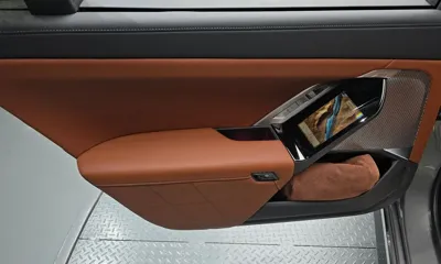 BMW 7-Series 2026, 4075 км, за 91834.06 USD - фото 25