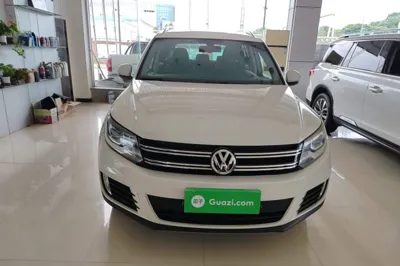Volkswagen Tiguan 2015, 50900 км, за 9398 USD
