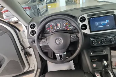 Volkswagen Tiguan 2015, 50900 км, за 9398 USD - фото 13