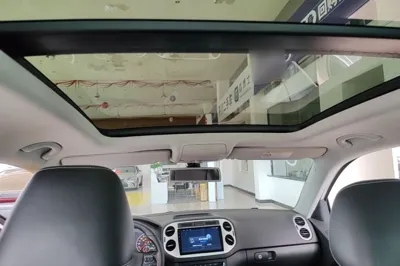 Volkswagen Tiguan 2015, 50900 км, за 9398 USD - фото 21
