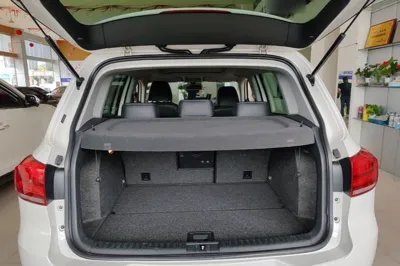 Volkswagen Tiguan 2015, 50900 км, за 9398 USD - фото 22