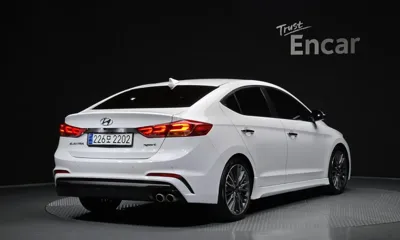 Hyundai Avante 2017, 112267 км, за 7548.9 USD