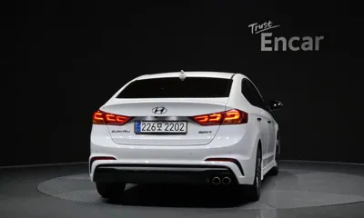Hyundai Avante 2017, 112267 км, за 7548.9 USD