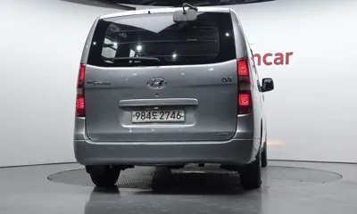 Hyundai Starex 2011, 217031 км, за 2847.68 USD