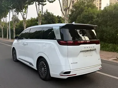 Denza Denza D9 2024, 60000 км, за 31656.62 USD