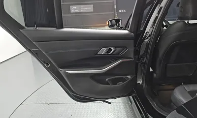 BMW 3-Series 2021, 39570 км, за 19869.72 USD - фото 25