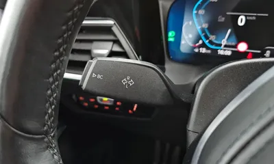 BMW 3-Series 2021, 39570 км, за 19869.72 USD - фото 31