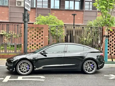 Tesla Model 3 2022, 65000 км, за 17230.08 USD