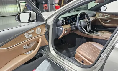 Mercedes-Benz E-Class 2022, 43507 км, за 29268.62 USD - фото 10