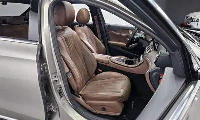 Mercedes-Benz E-Class 2022, 43507 км, за 29268.62 USD - фото 12
