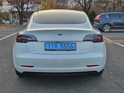 Tesla Model 3 2021, 45794 км, за 15562.9 USD