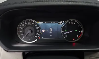 Land Rover Discovery 2023, 37750 км, за 39552.47 USD - фото 8