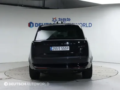 Land Rover Range Rover 2025, 17850 км, за 148466.44 USD