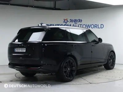 Land Rover Range Rover 2025, 17850 км, за 148466.44 USD