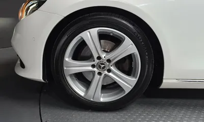 Mercedes-Benz E-Class 2018, 118835 км, за 10437.18 USD