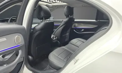 Mercedes-Benz E-Class 2018, 118835 км, за 10437.18 USD - фото 11