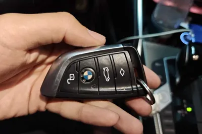 BMW 3 Series 2022, 91000 км, за 22897 USD - фото 20