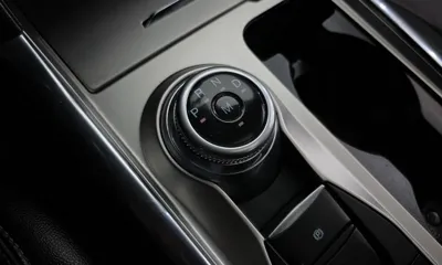 Ford Explorer 2020, 220173 км, за 11618.75 USD - фото 9