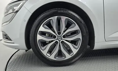 Renault-KoreaSamsung SM6 2016, 102175 км, за 3766.1 USD