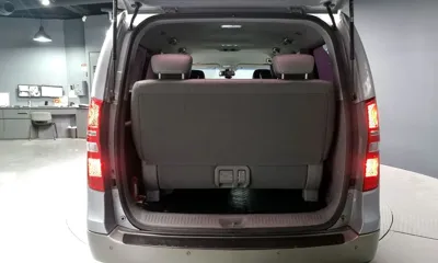 Hyundai Starex 2014, 142831 км, за 6240.14 USD - фото 20