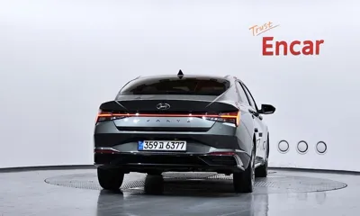 Hyundai Avante 2023, 54423 км, за 12241.97 USD