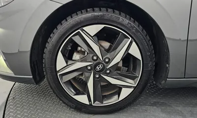 Hyundai Avante 2023, 54423 км, за 12241.97 USD