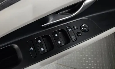 Hyundai Avante 2023, 54423 км, за 12230.04 USD - фото 28