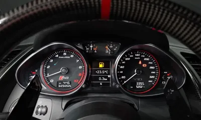 Audi R8 2015, 52021 км, за 52036.22 USD - фото 8