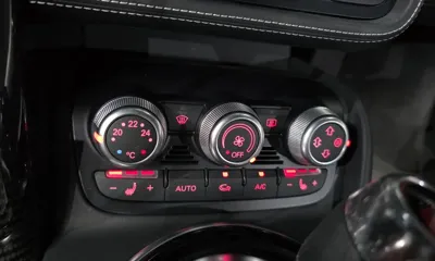 Audi R8 2015, 52021 км, за 52036.22 USD - фото 15
