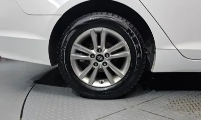 Hyundai Sonata 2016, 174973 км, за 4266.77 USD
