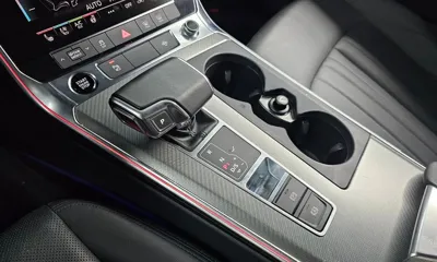 Audi A6 2021, 107036 км, за 15335.81 USD - фото 9