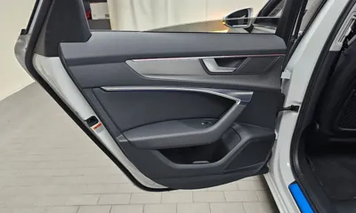 Audi A6 2021, 107036 км, за 15335.81 USD - фото 25