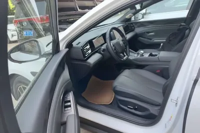 BYD Qin L 2025, 3100 км, за 15191 USD - фото 18