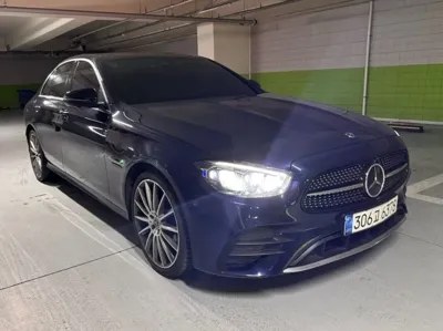 Mercedes-Benz E-Class 2021, 56000 км, за 24303.72 USD