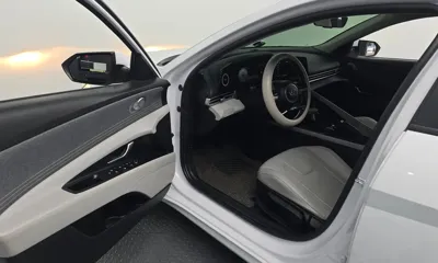 Hyundai Avante 2021, 55645 км, за 10618.9 USD - фото 10