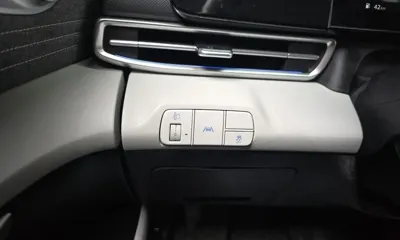 Hyundai Avante 2021, 55645 км, за 10618.9 USD - фото 16