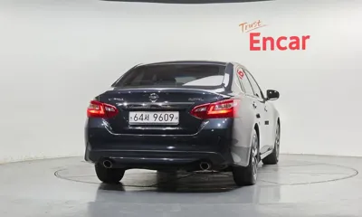 Nissan Altima 2018, 105507 км, за 4853.43 USD - фото 4