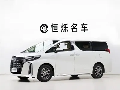 Toyota Alphard · 2021 год