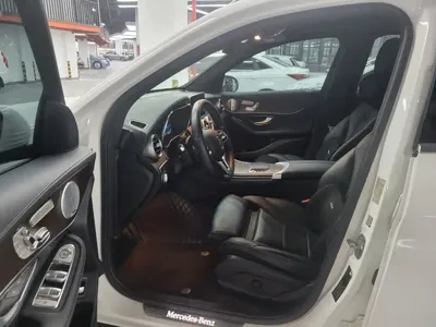 Mercedes-Benz GLC 2020, 60000 км, за 21600.52 USD