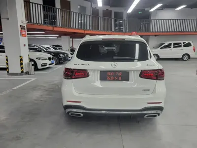 Mercedes-Benz GLC 2020, 60000 км, за 21600.52 USD - фото 10